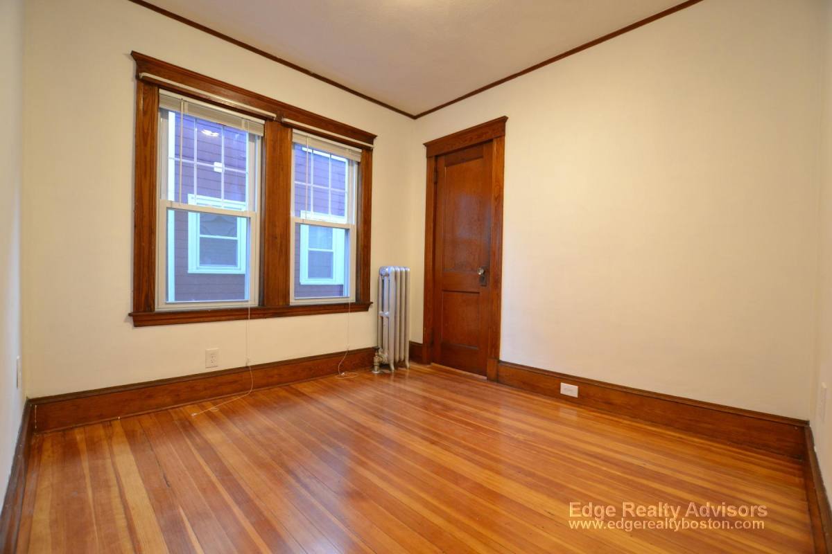 242 Lake St #1, Brighton, MA 02135 - House for Rent - Image 10