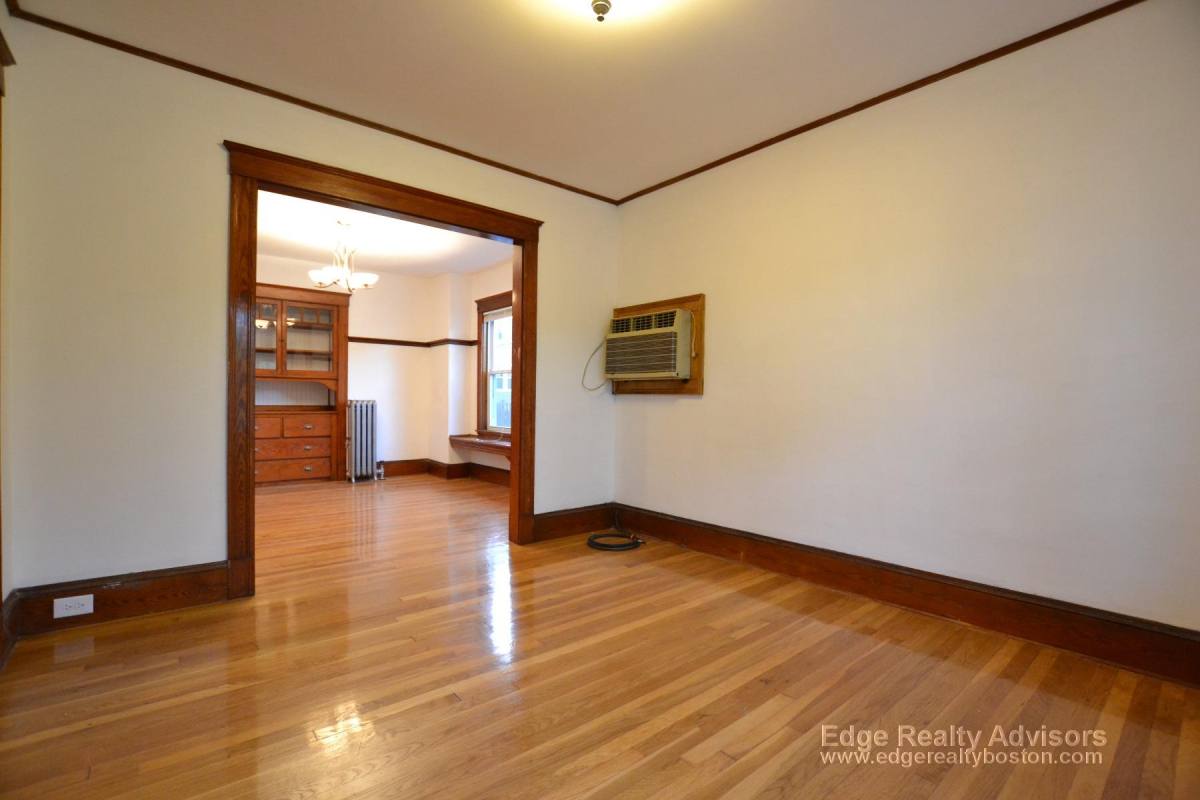 242 Lake St #1, Brighton, MA 02135 - House for Rent - Image 5