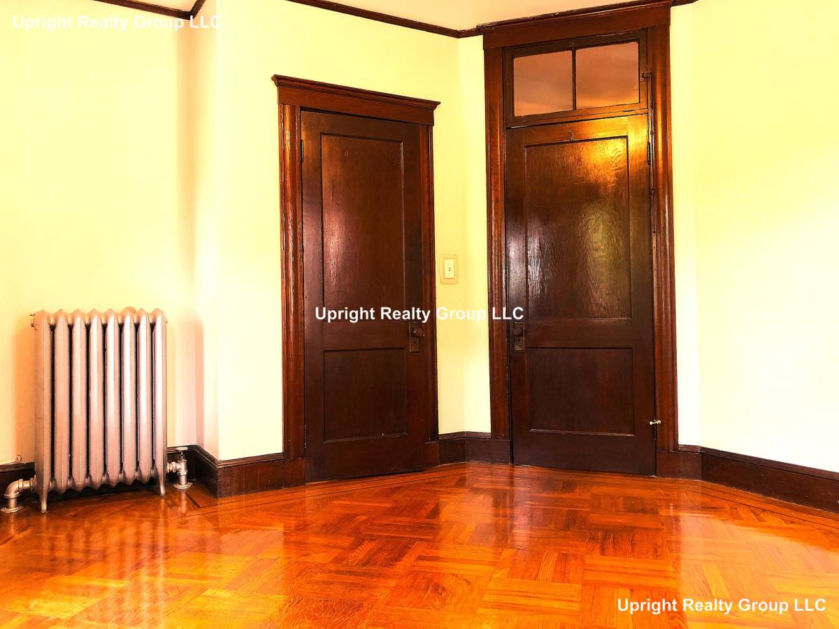 30 Jamaica Rd #2, Brookline, MA 02445 - Apartment for Rent - Image 2