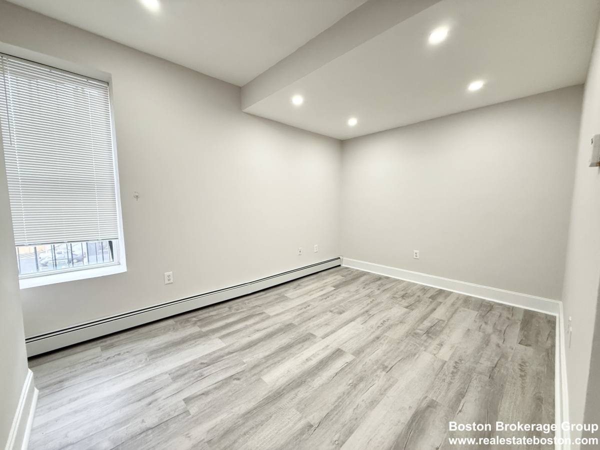 15 Ruggles St #6, Roxbury, MA 02119 - Apartment for Rent - Image 3