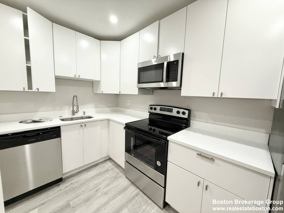 15 Ruggles St #6, Roxbury, MA 02119 - Apartment for Rent - Image 1