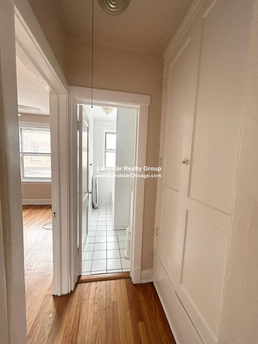 2348 W Touhy #2H, Chicago, IL 60645 - Apartment for Rent - Image 6