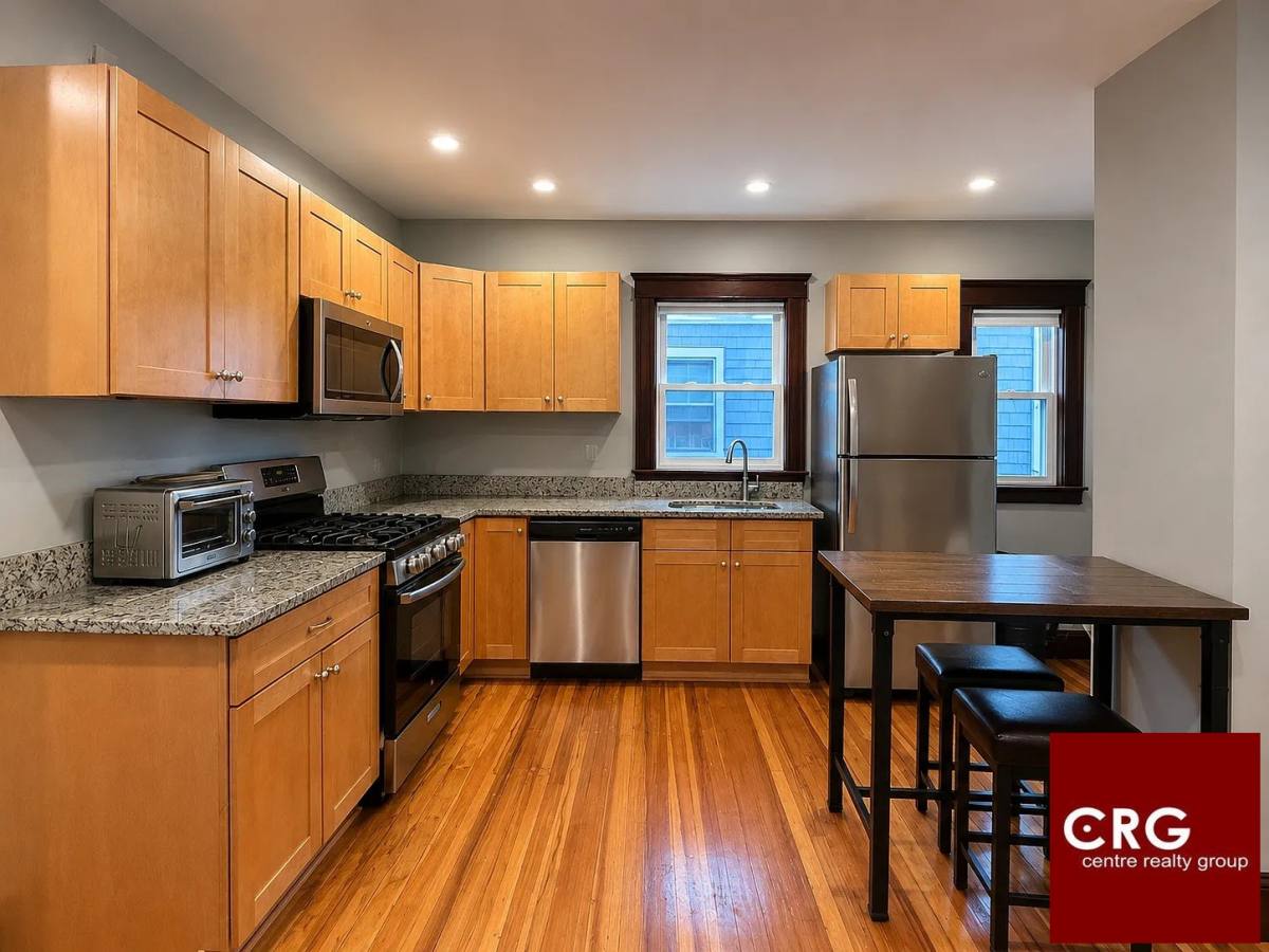 21 Berwick Rd, Medford, MA 02155 - Apartment for Rent - Image 2