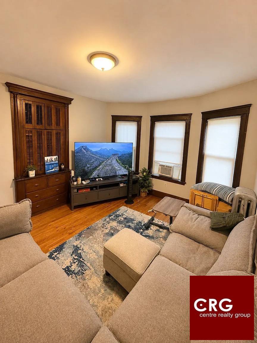 21 Berwick Rd, Medford, MA 02155 - Apartment for Rent - Image 3