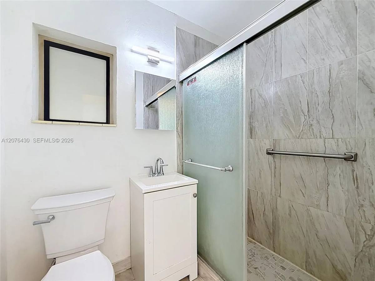 230 NW 56th Court, Miami, FL 33126 - Apartment for Rent - Image 5