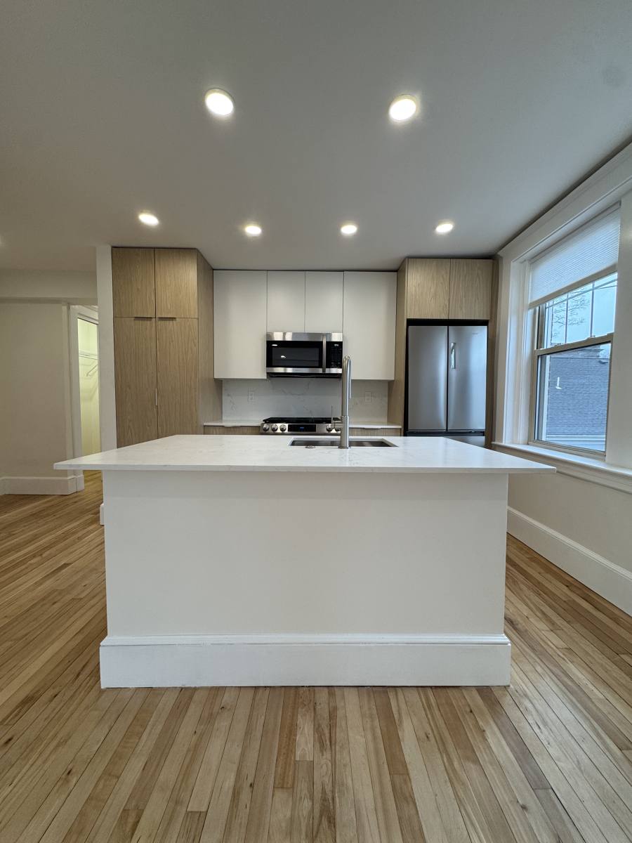 26 Bradlee Rd #305, Medford, MA 02155 - Apartment for Rent - Image 3