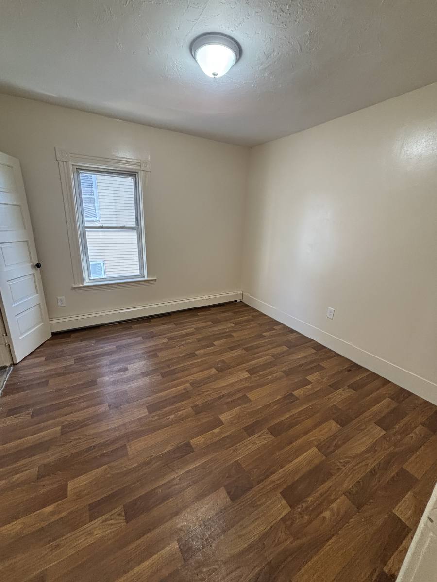 4 Chrome St #2, Worcester, MA 01604 - Apartment for Rent - Image 6