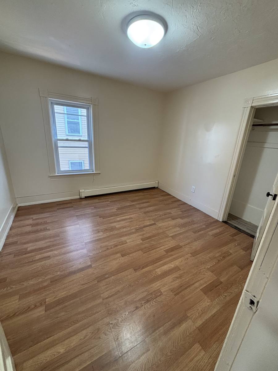 4 Chrome St #2, Worcester, MA 01604 - Apartment for Rent - Image 3