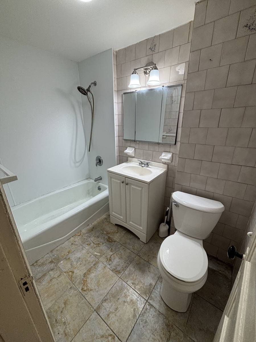 4 Chrome St #2, Worcester, MA 01604 - Apartment for Rent - Image 8