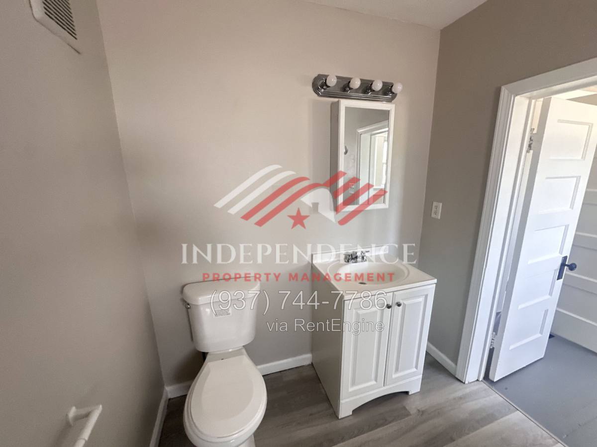 1944 S Smithville Rd, Dayton, OH 45420 - House for Rent - Image 10
