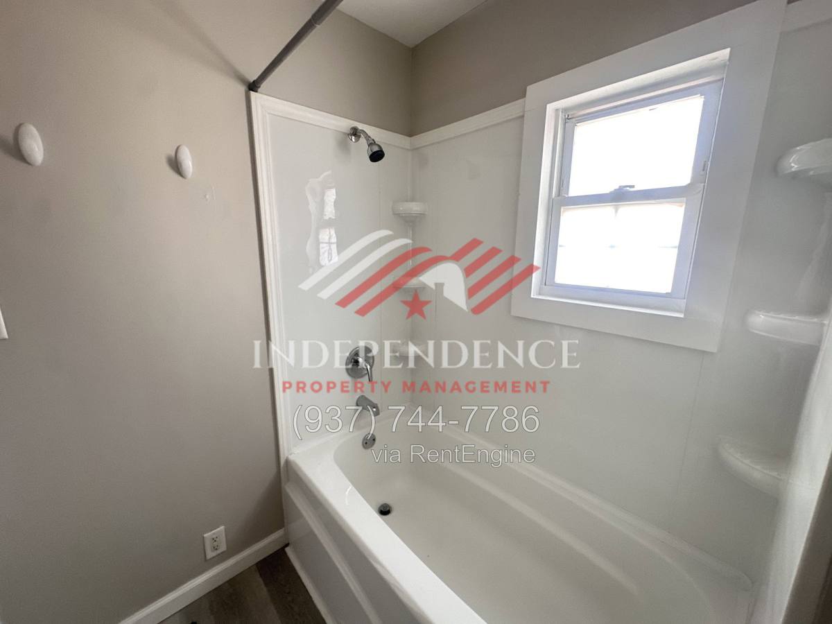 1944 S Smithville Rd, Dayton, OH 45420 - House for Rent - Image 11