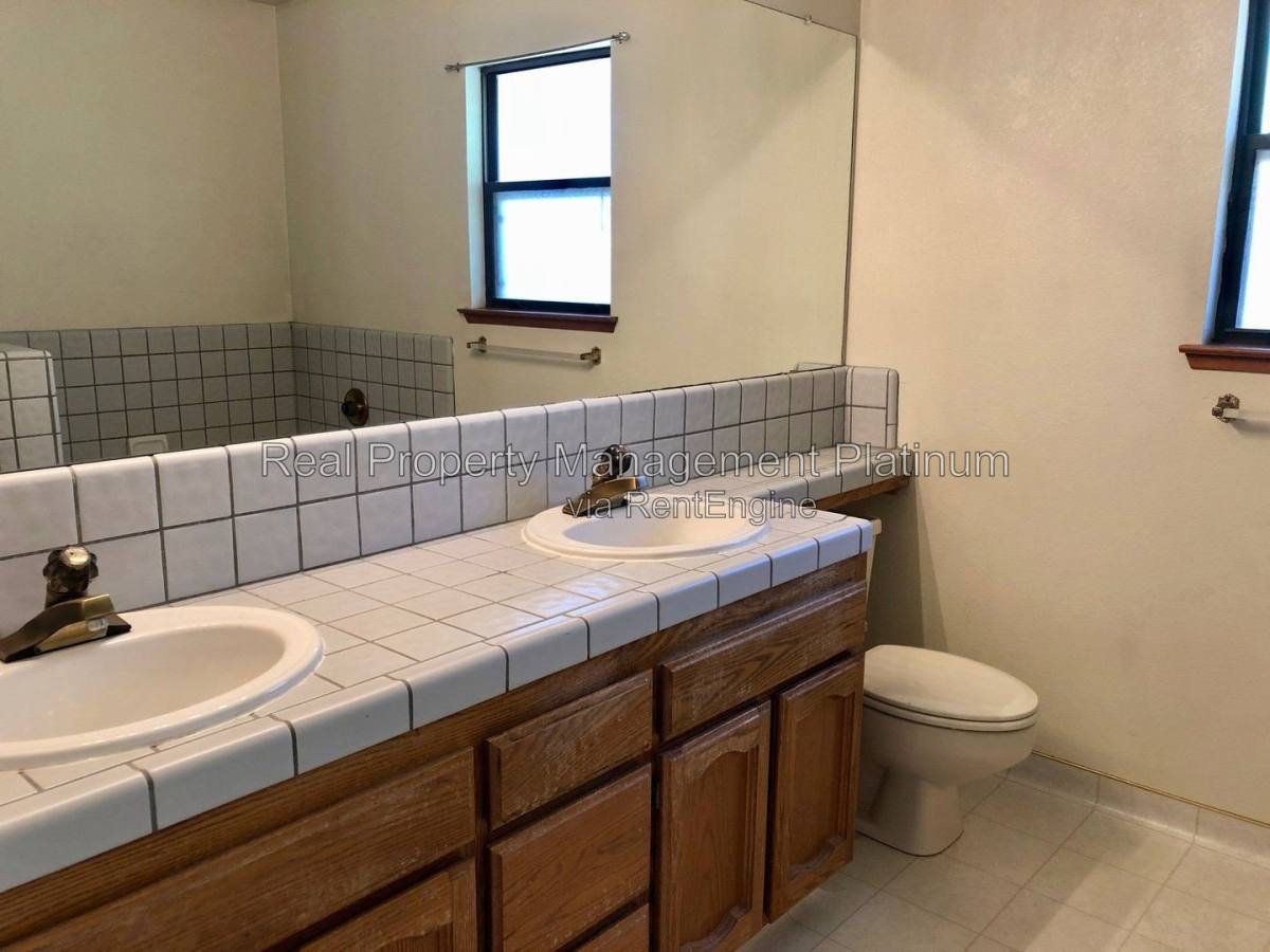 6425 N Arthur Ave, Fresno, CA 93711 - House for Rent - Image 8