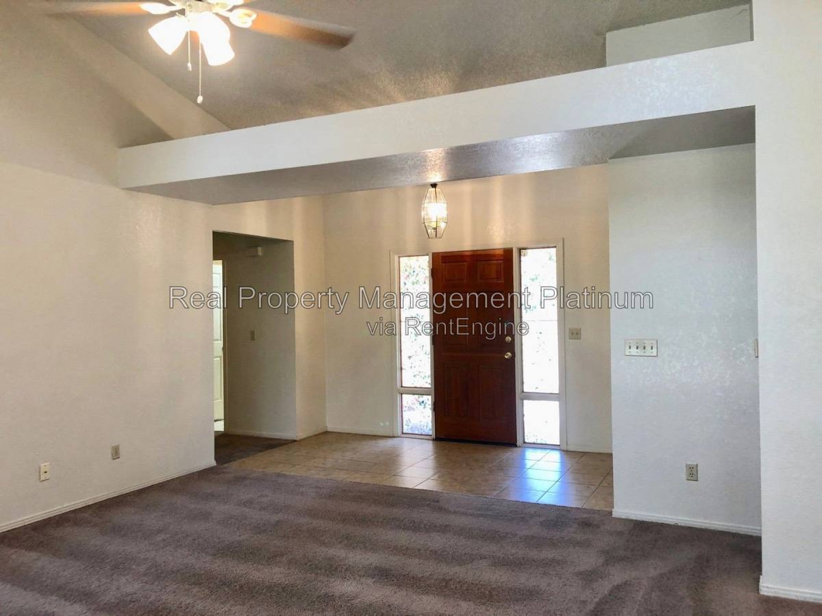 6425 N Arthur Ave, Fresno, CA 93711 - House for Rent - Image 13