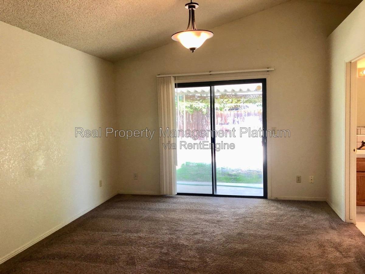 6425 N Arthur Ave, Fresno, CA 93711 - House for Rent - Image 11