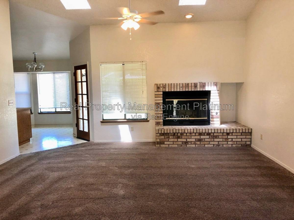 6425 N Arthur Ave, Fresno, CA 93711 - House for Rent - Image 5