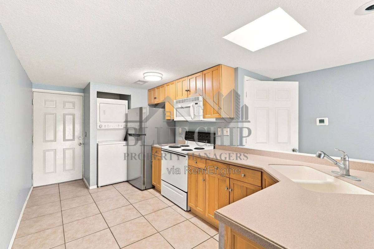 6714 Nina Rosa Dr #B, Orlando, FL 32819 - Apartment for Rent - Image 4