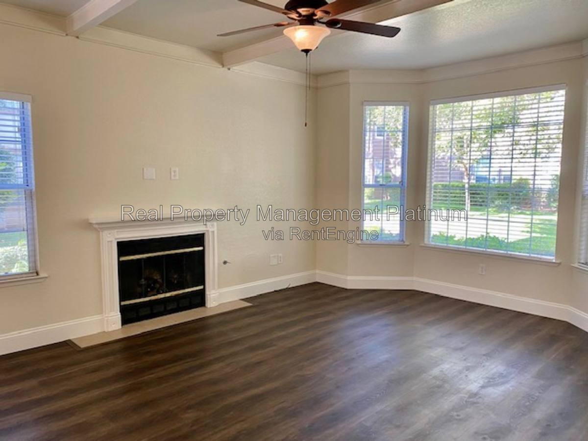 8153 N Cedar Ave #114, Fresno, CA 93720 - Condo for Rent - Image 3