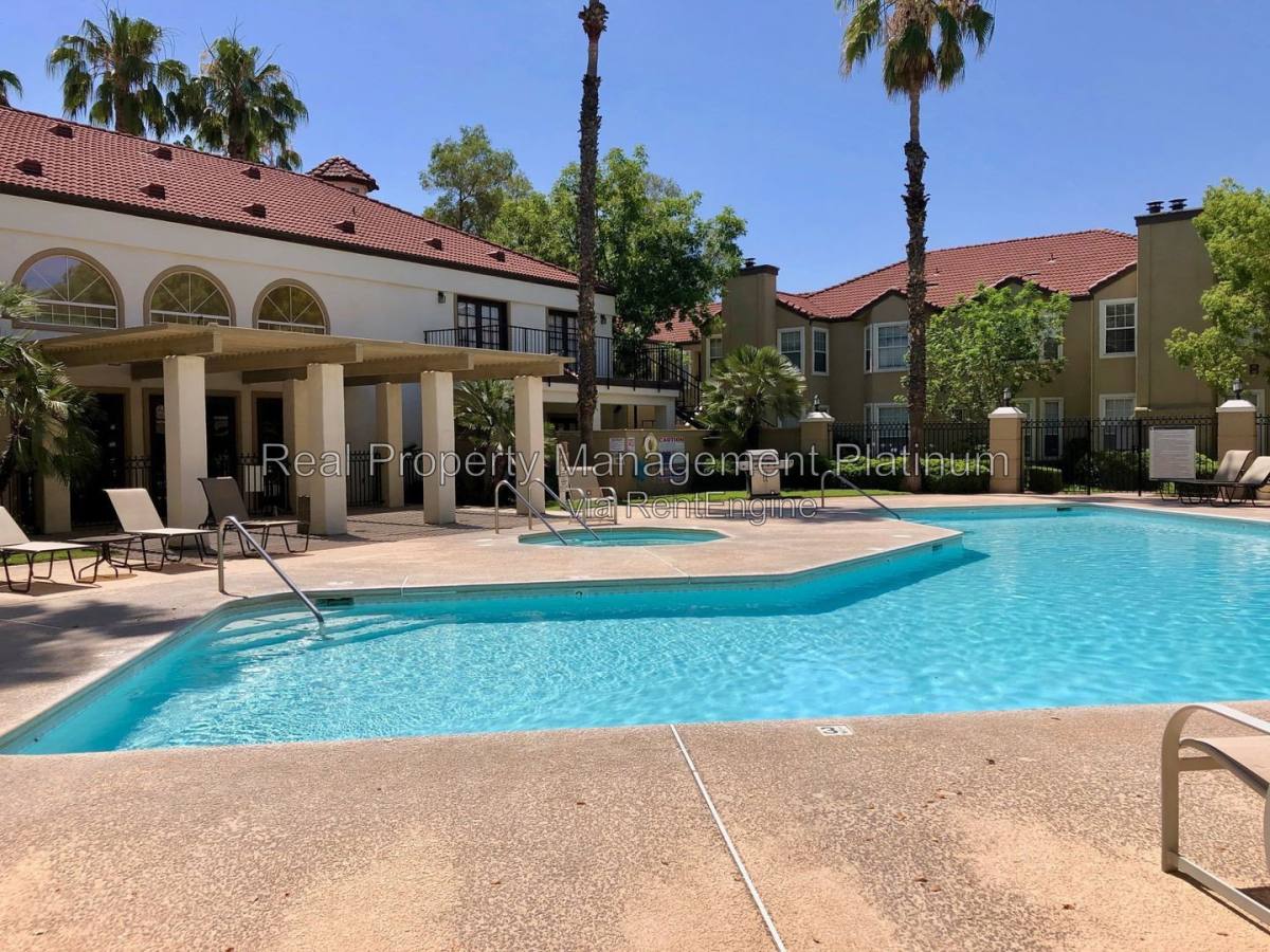 8153 N Cedar Ave #114, Fresno, CA 93720 - Condo for Rent - Image 1
