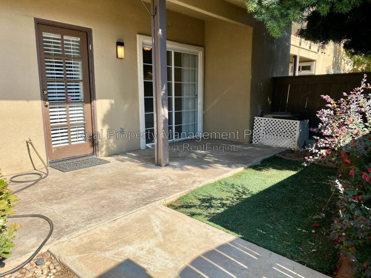 8153 N Cedar Ave #114, Fresno, CA 93720 - Condo for Rent - Image 15