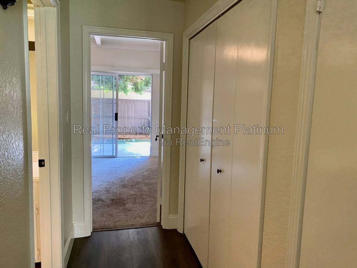 8153 N Cedar Ave #114, Fresno, CA 93720 - Condo for Rent - Image 13