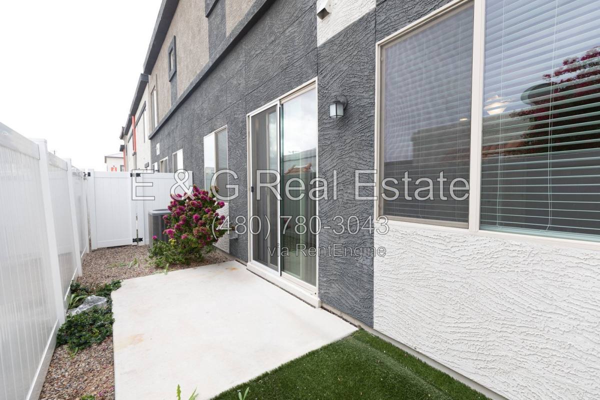 2950 N 38th St #8, Phoenix, AZ 85018 - Apartment for Rent - Image 8