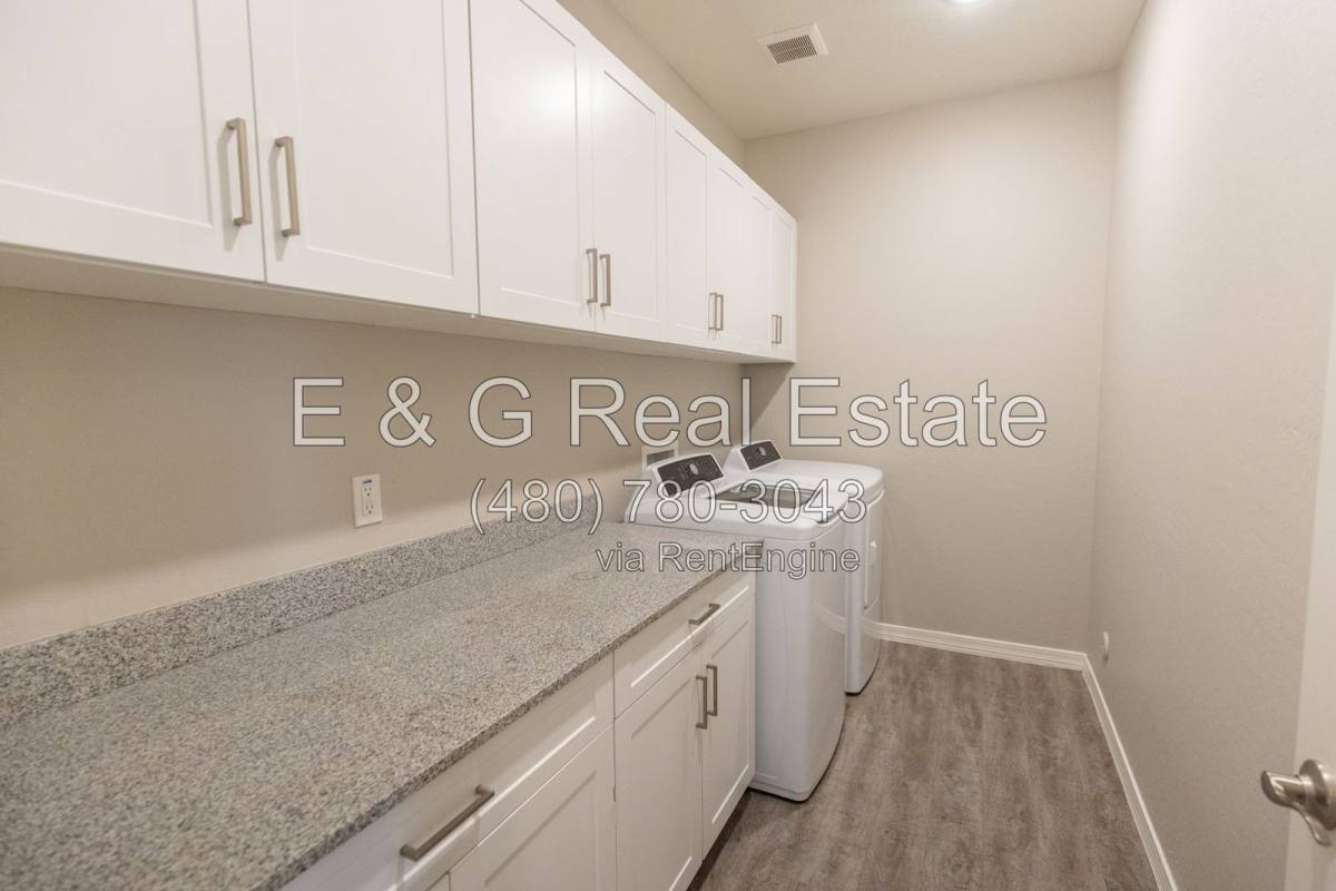 2950 N 38th St #8, Phoenix, AZ 85018 - Apartment for Rent - Image 14