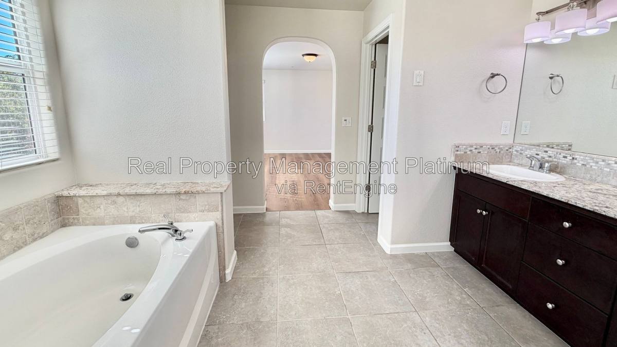 3580 Infusion Way, Clovis, CA 93619 - House for Rent - Image 7