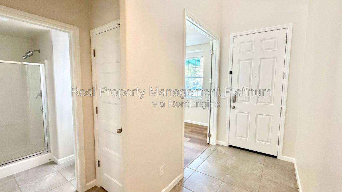 3580 Infusion Way, Clovis, CA 93619 - House for Rent - Image 12