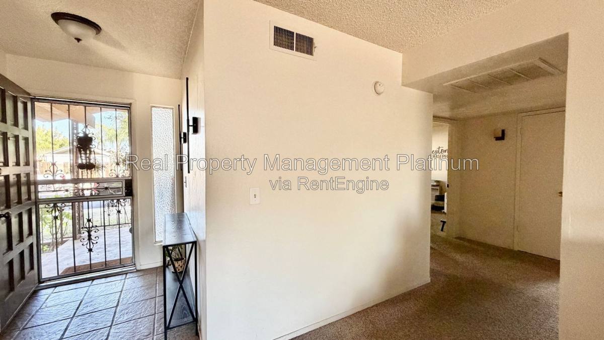 1654 Wrenwood Ave, Clovis, CA 93611 - House for Rent - Image 2