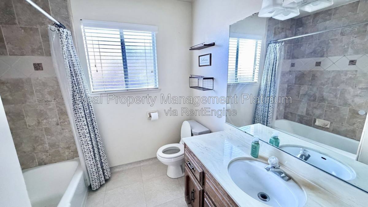 1654 Wrenwood Ave, Clovis, CA 93611 - House for Rent - Image 6