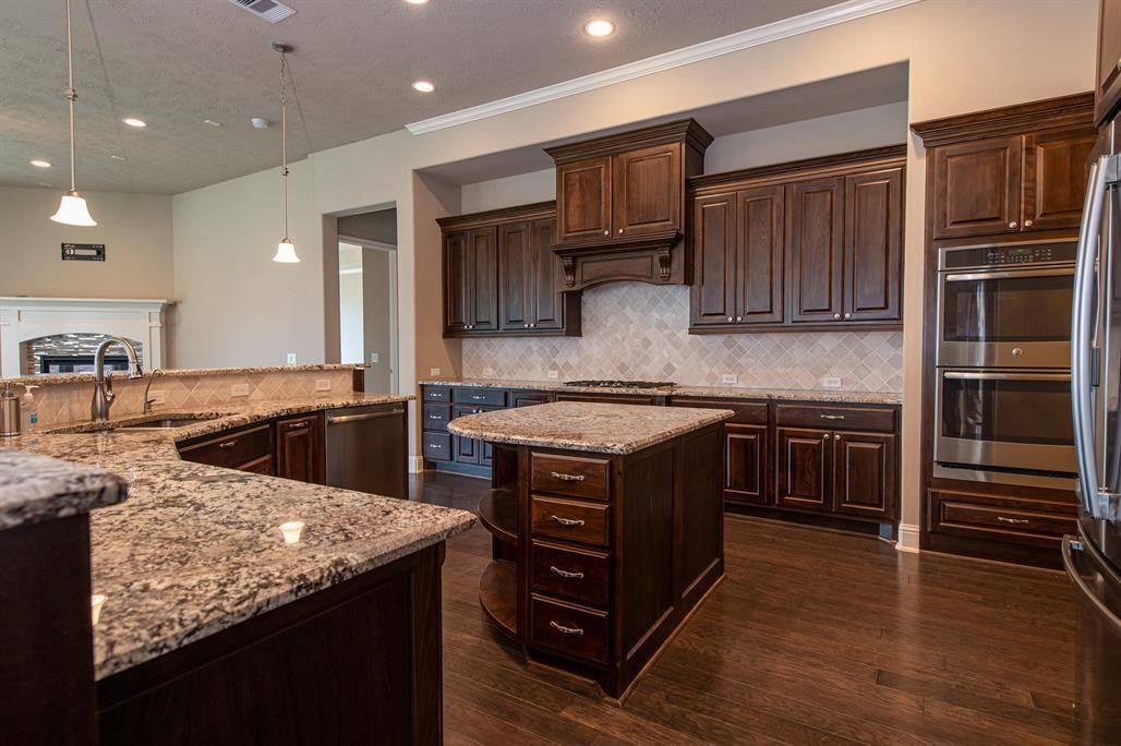 98 N Braided Branch Dr, Tomball, TX 77375 - House for Rent - Image 5