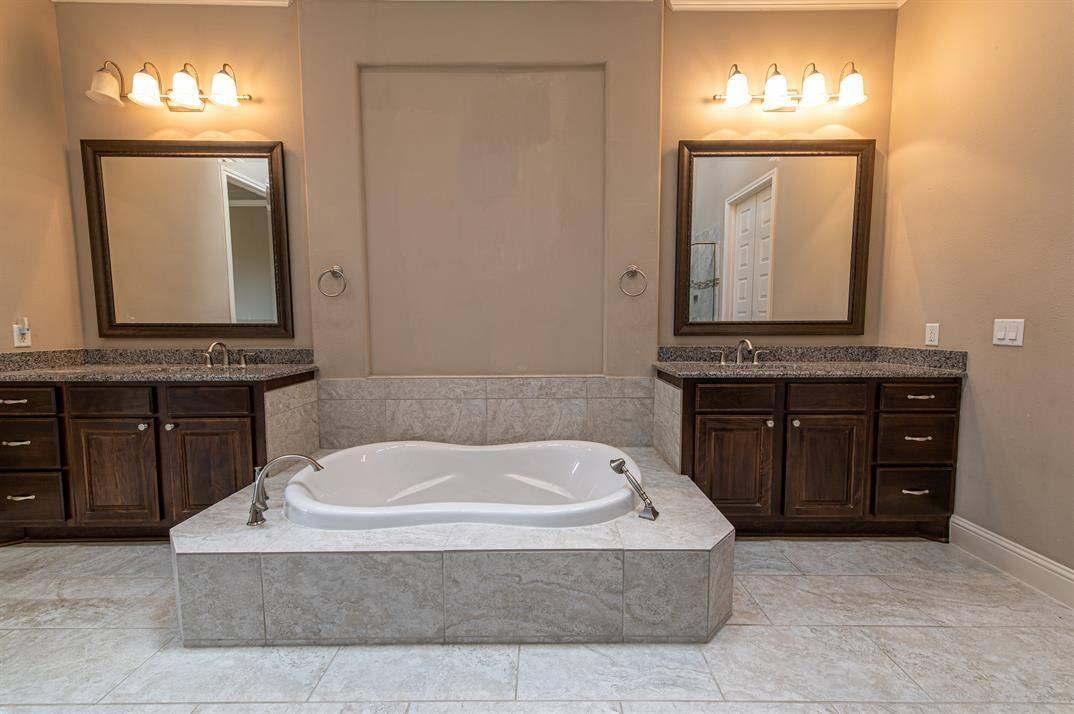 98 N Braided Branch Dr, Tomball, TX 77375 - House for Rent - Image 14