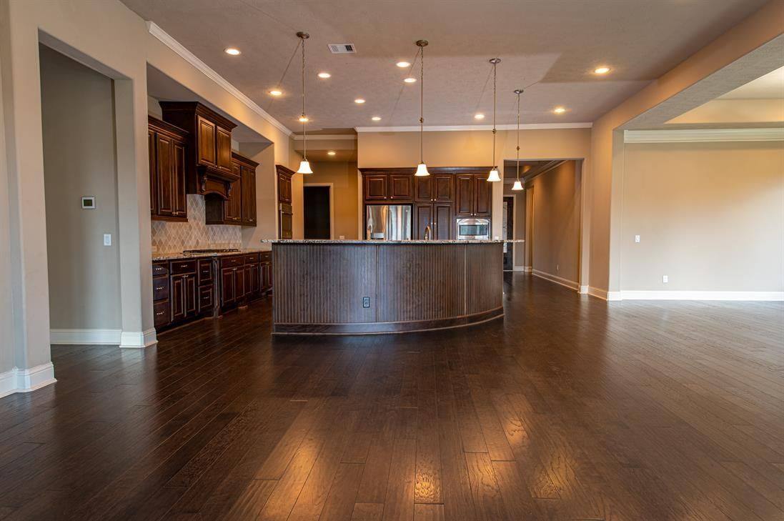 98 N Braided Branch Dr, Tomball, TX 77375 - House for Rent - Image 7