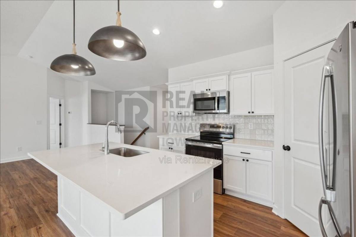 4608 NW 17th St, Ankeny, IA 50023 - Townhouse for Rent - Image 3
