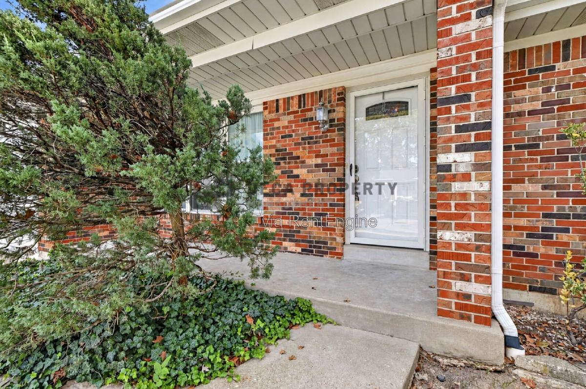 4684 Colima Court, St. Louis, MO 63128 - House for Rent - Image 26