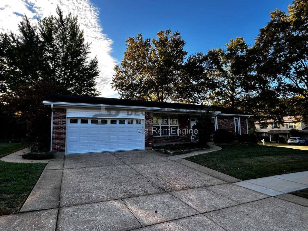 House for rent at 4684 Colima Court, St. Louis, MO 63128