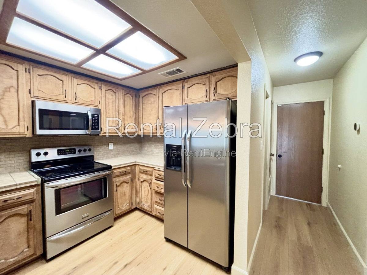 3062 Colony Park Dr, Merced, CA 95340 - Townhouse for Rent - Image 9