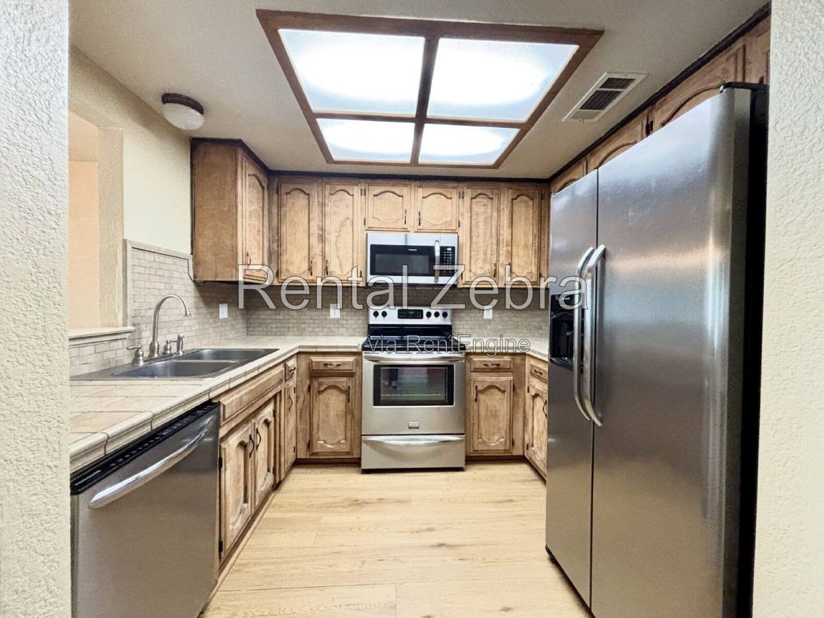 3062 Colony Park Dr, Merced, CA 95340 - Townhouse for Rent - Image 8