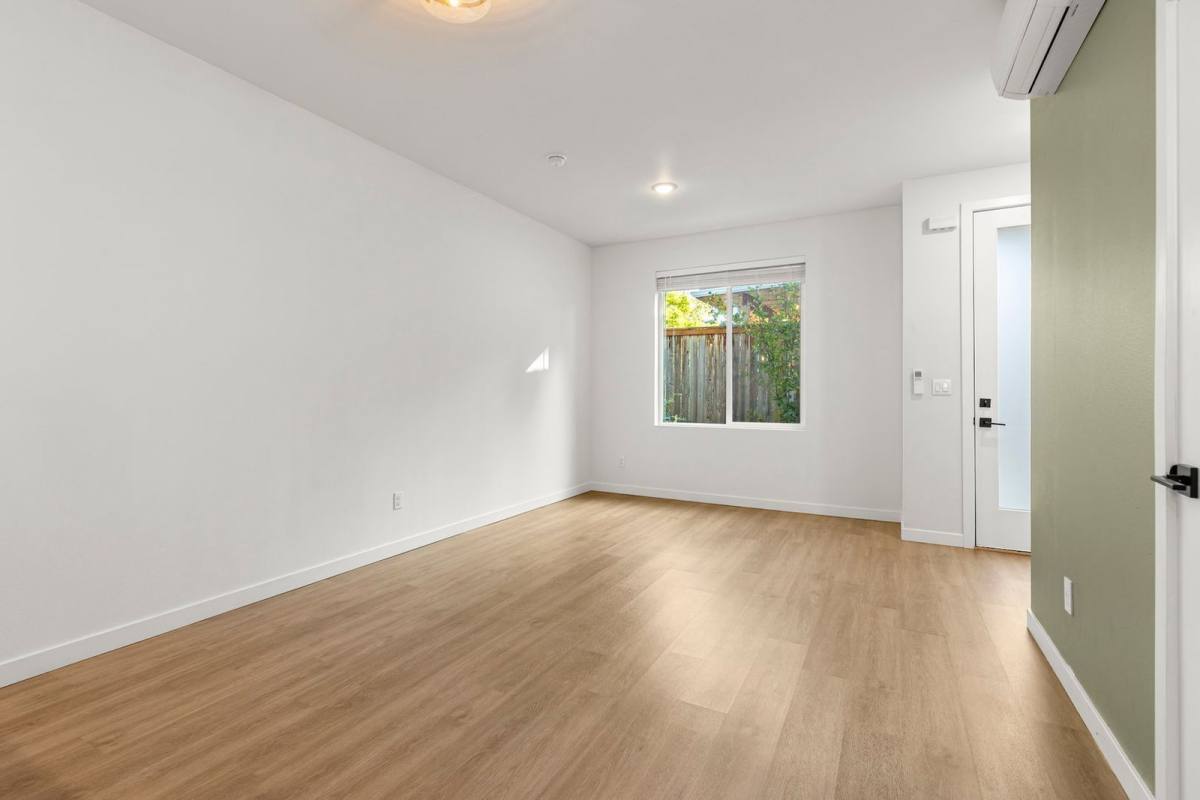 6272 NE 6th Ave, Portland, OR 97211 - Townhouse for Rent - Image 7