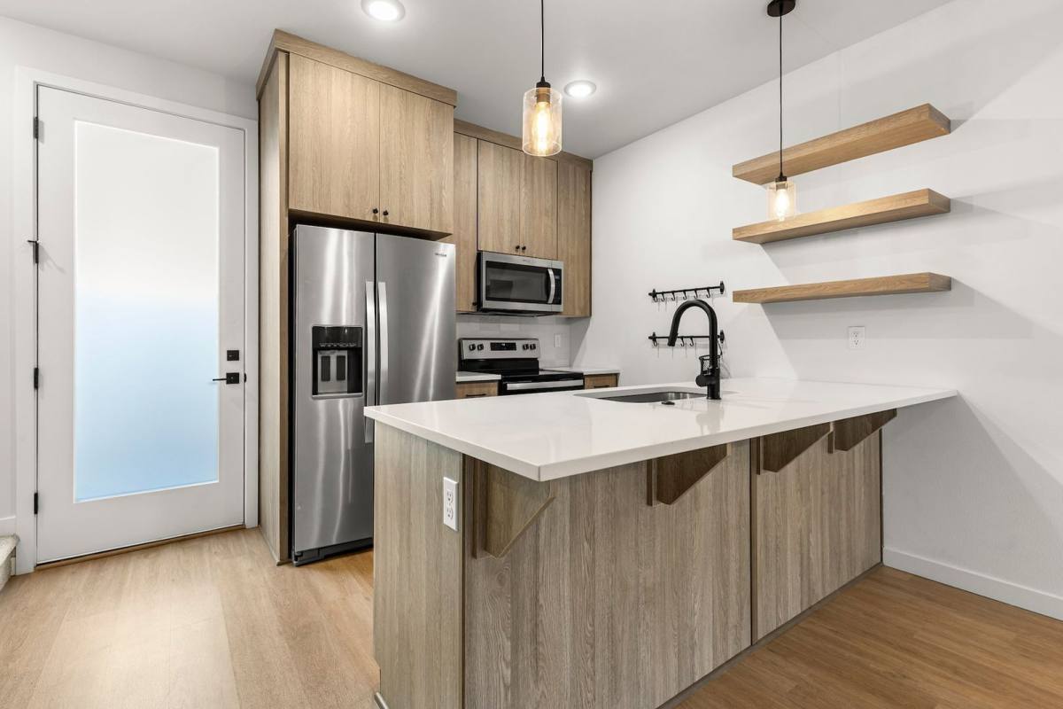 6272 NE 6th Ave, Portland, OR 97211 - Townhouse for Rent - Image 4