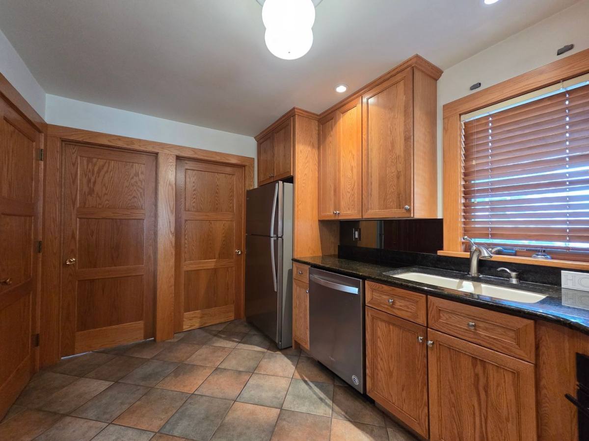 433 S Cass St, Berrien Springs, MI 49103 - House for Rent - Image 5