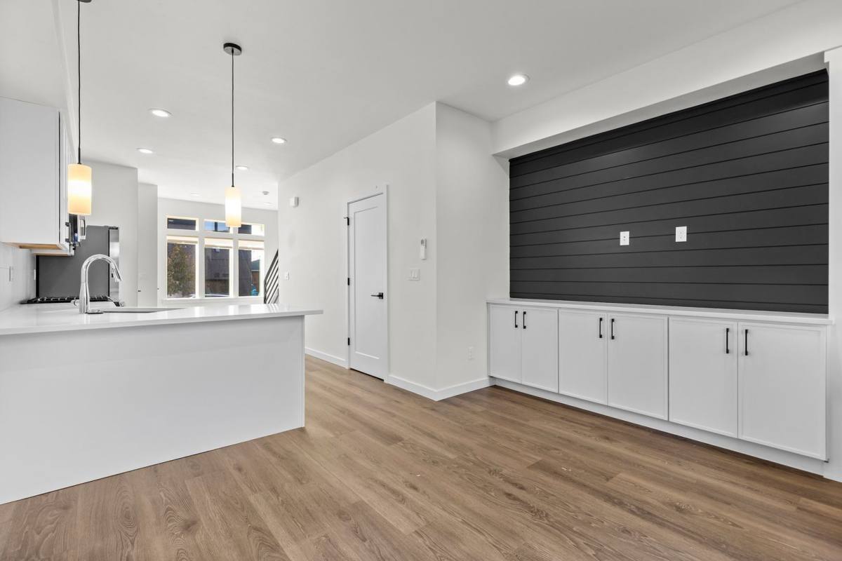 6804 NE 6th Ave, Portland, OR 97211 - Townhouse for Rent - Image 9