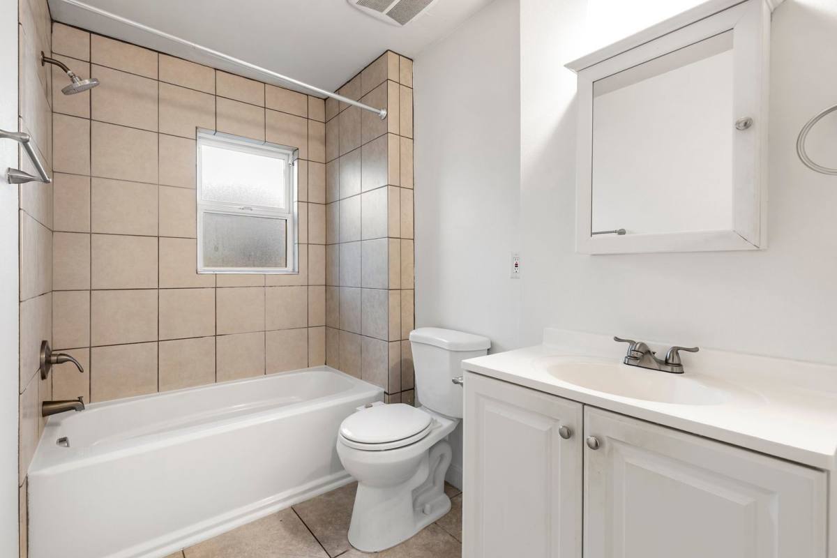 4611 SE 50th Ave, Portland, OR 97206 - House for Rent - Image 14