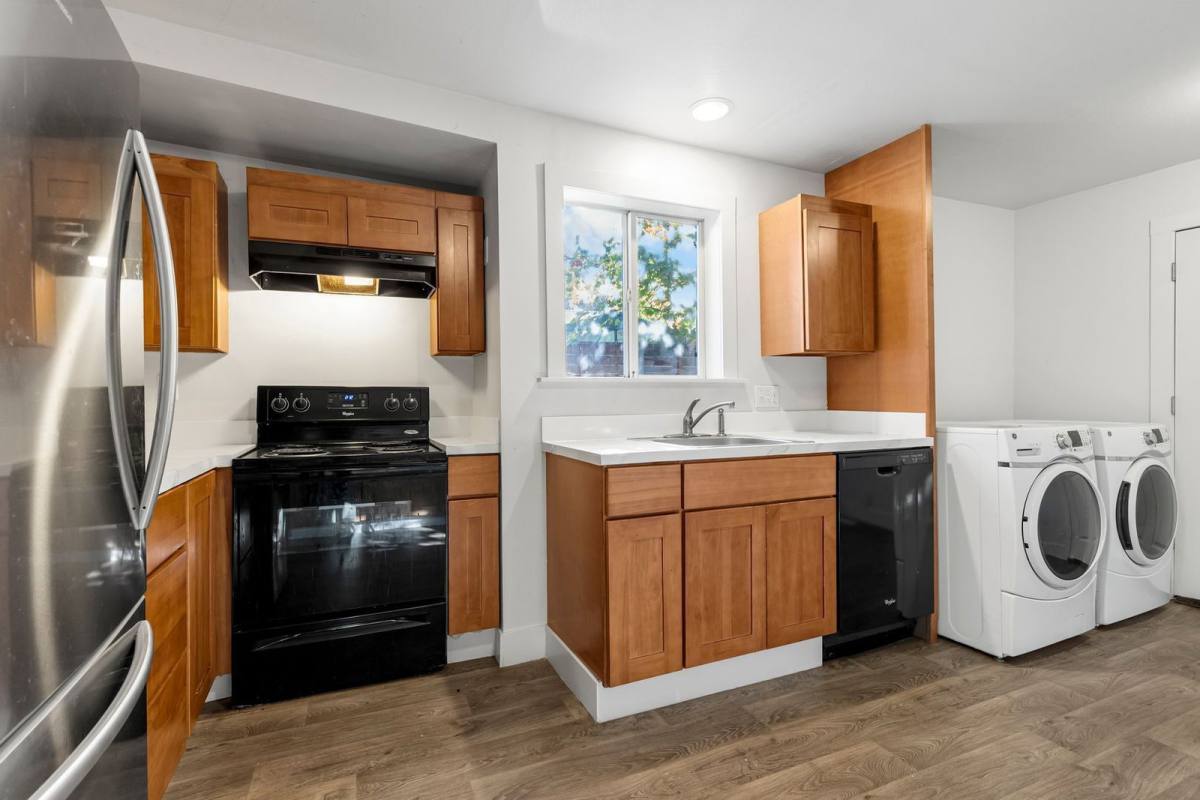 4611 SE 50th Ave, Portland, OR 97206 - House for Rent - Image 4