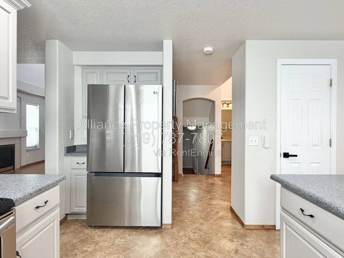 6316 Hartman Dr, Colorado Springs, CO 80923 - Apartment for Rent - Image 8