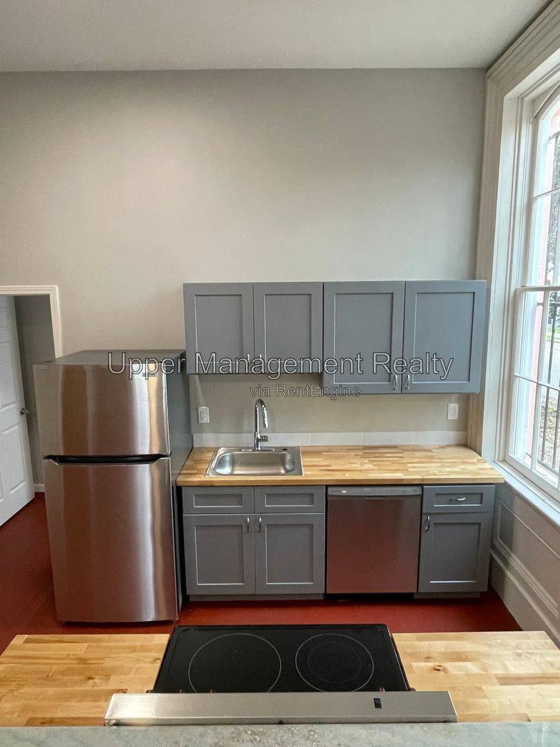 5 Baronne St #1B, New Orleans, LA 70112 - Apartment for Rent - Image 2