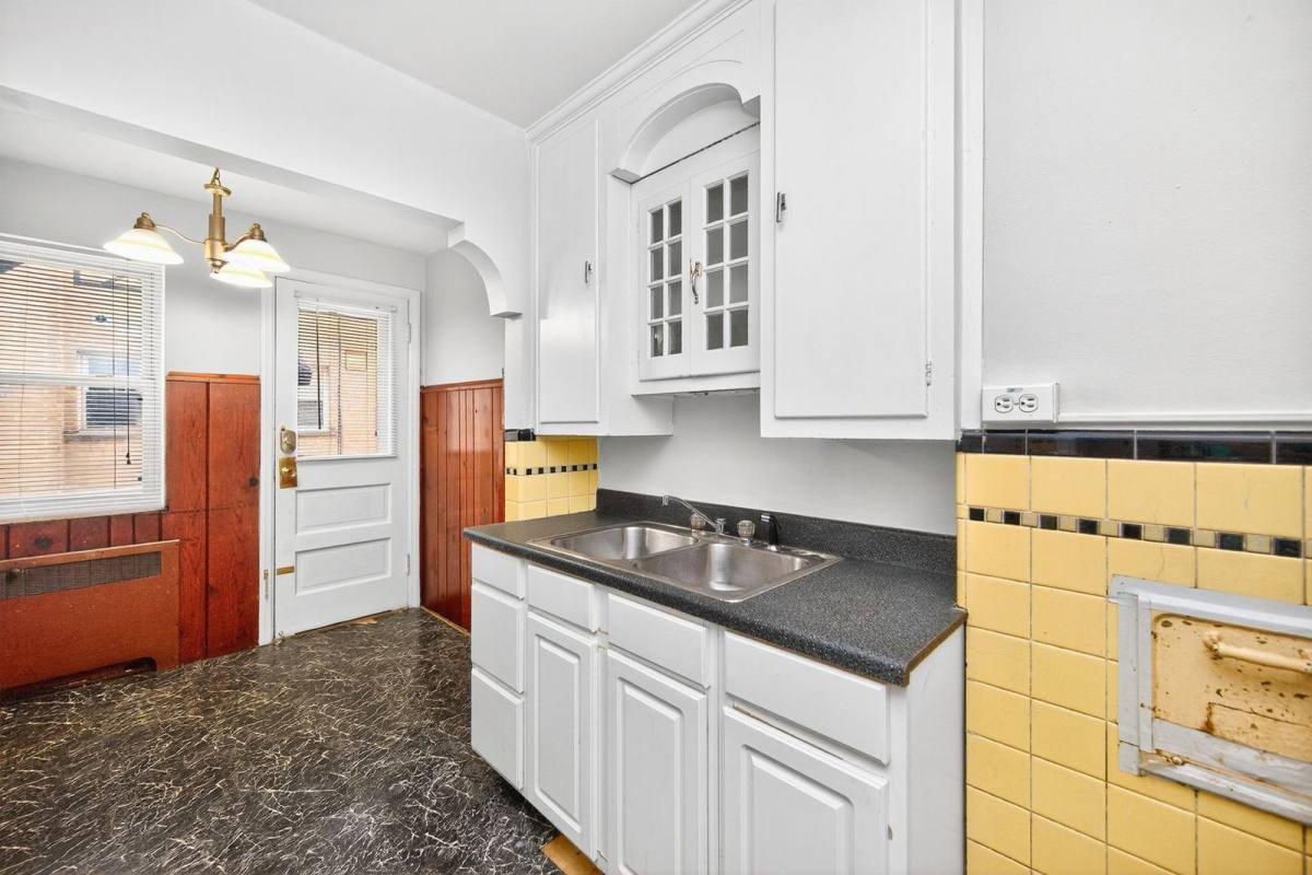 351 Joselin Ave #6, Cincinnati, OH 45220 - Apartment for Rent - Image 5