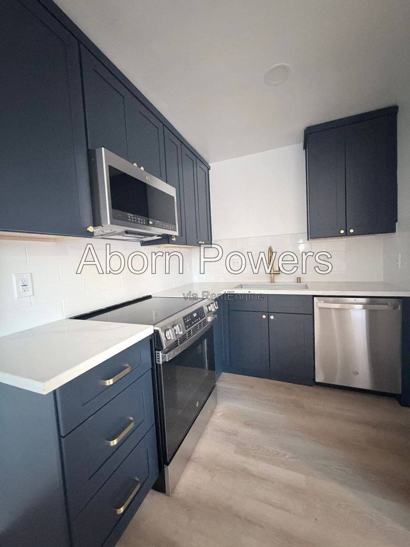 4453 Riverside Blvd #3, Sacramento, CA 95822 - Apartment for Rent