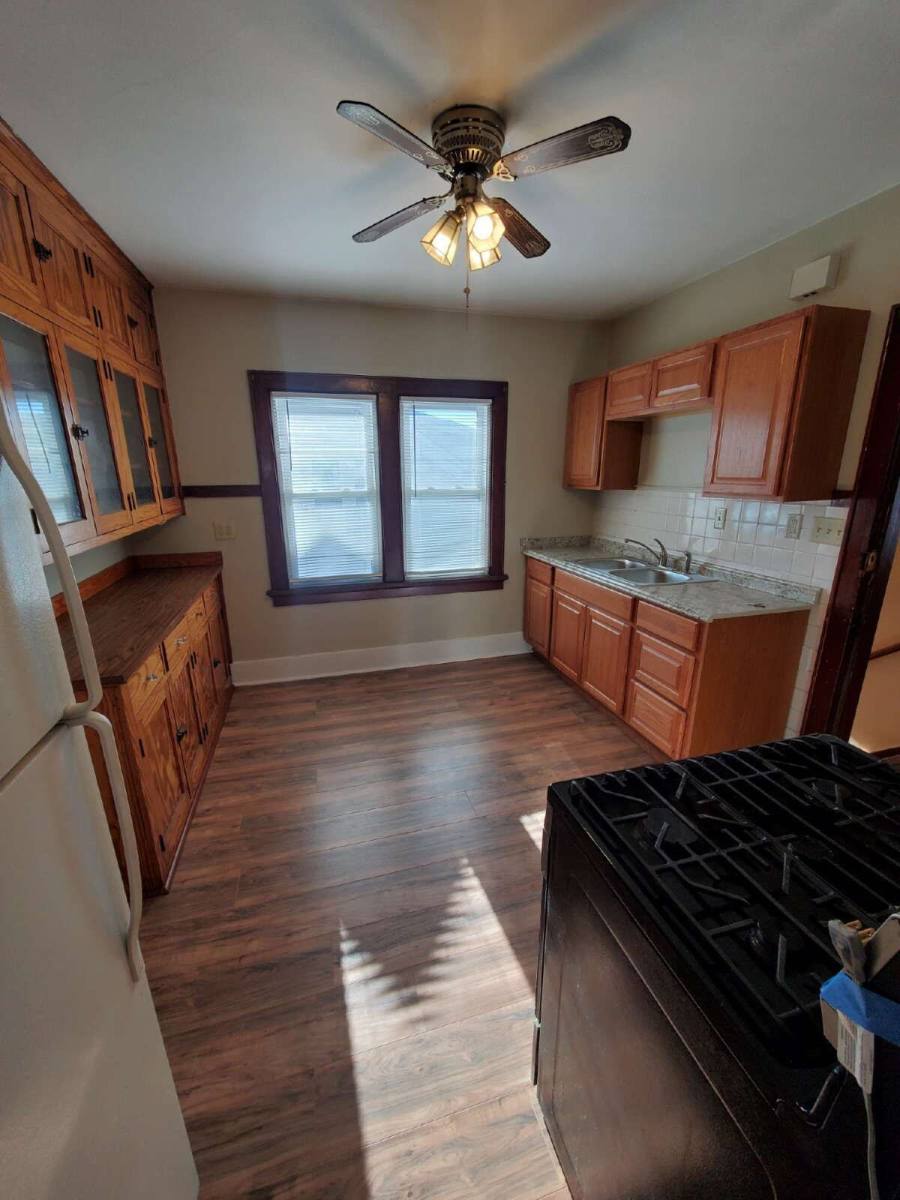 1547 S 70th St, Milwaukee, WI 53214 - Apartment for Rent - Image 4