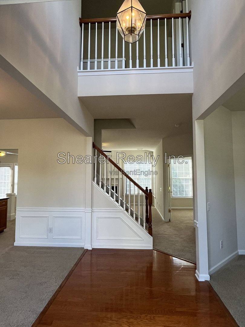 11211 Maplehurst Dr, Charlotte, NC 28277 - House for Rent - Image 3